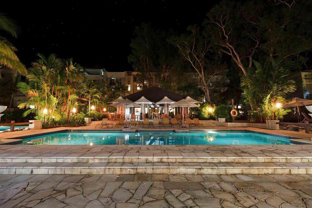 Pullman Palm Cove Sea Temple Resort & Spa Exterior foto
