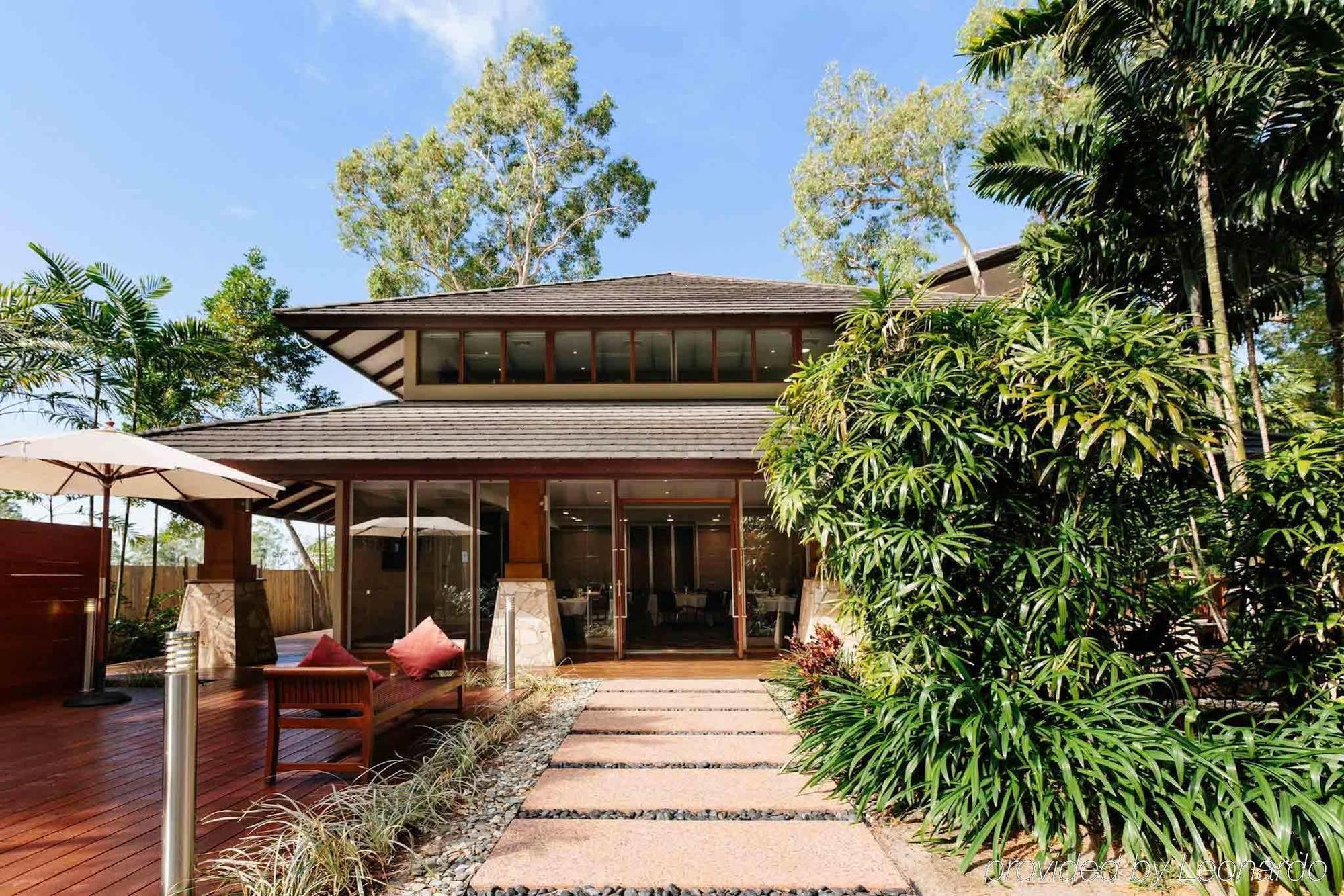 Pullman Palm Cove Sea Temple Resort & Spa Exterior foto